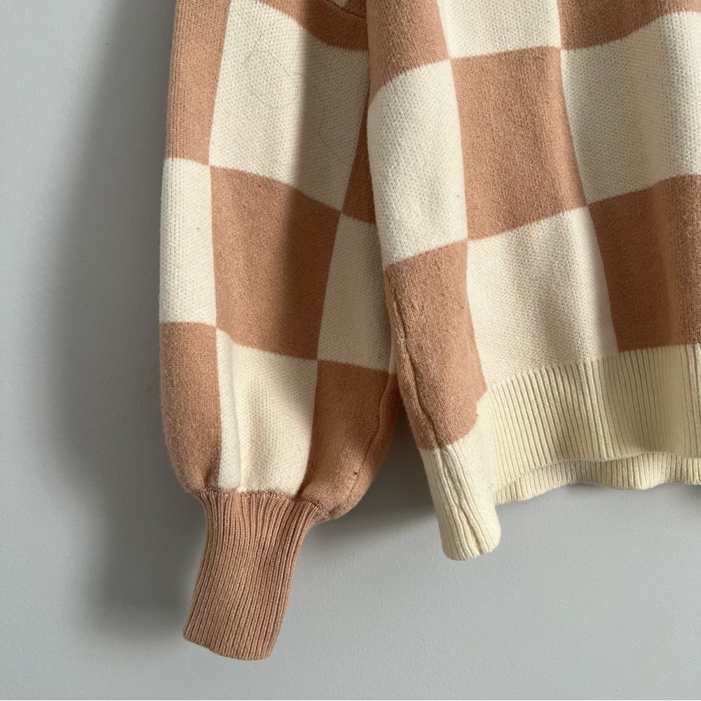 Checkered Cream and Tan Sweater - Picture 3 of 7